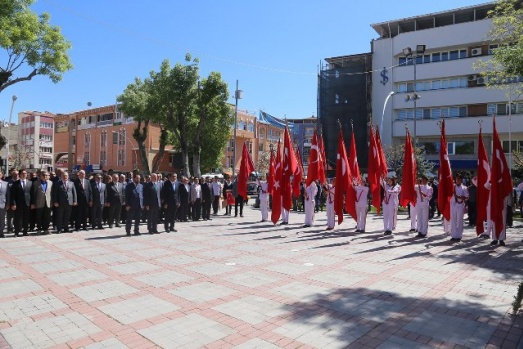 TÜRK DİL BAYRAMI VE YUNUS EMRE’Yİ ANMA ETKİNLİKLERİ COŞKUYLA KUTLANDI