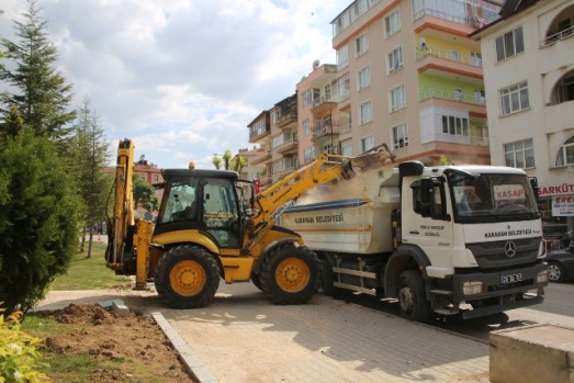 ALPARSLAN TÜRKEŞ PARKI YENİLENİYOR