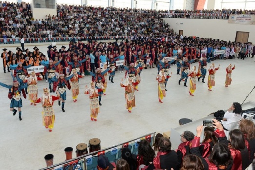 KMÜ'DE MEZUNİYET COŞKUSUNU YAŞADI