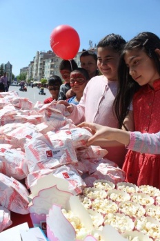 Saadetli Kadınlardan Çocuk Şenliği