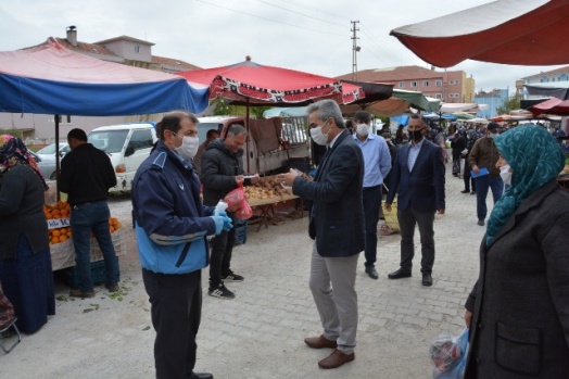 BAŞKAN BÜYÜKKARCI PAZAR YERİNİ İNCELEDİ