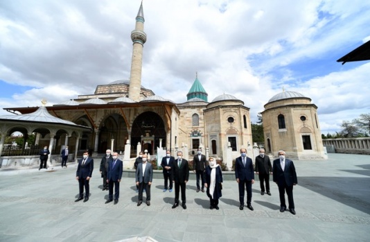 HER YIL DÜZENLENEN ETLİNLİĞİN KARAMAN AYAĞI YAPILMADI!