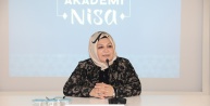 Akademi Nisa’da İlk Ders ''Kadının Siyasetteki Yeri'' Konuşuldu