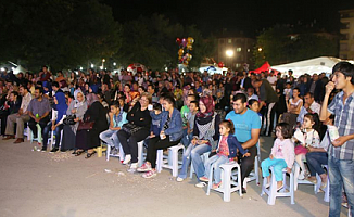 Ramazan etkinlikleri programında  çocuklar sevindi