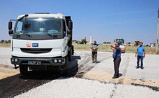 Asfalt çalışmalarına ara vermeden devam ediyor