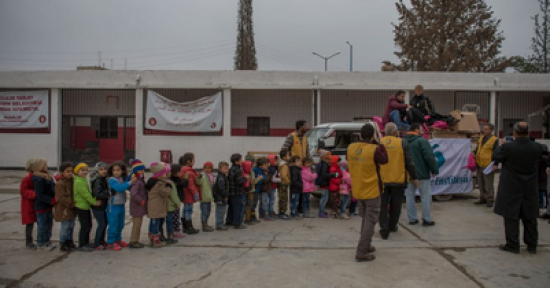 Yunus Emre Enstitüsü Suriye’de öğrencileri sevindirdi